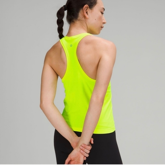 🆕️ LULULEMON Swiftly Tech Tank Top Race Length 2.0 Neon Yellow 10 nwt - Picture 2 of 5